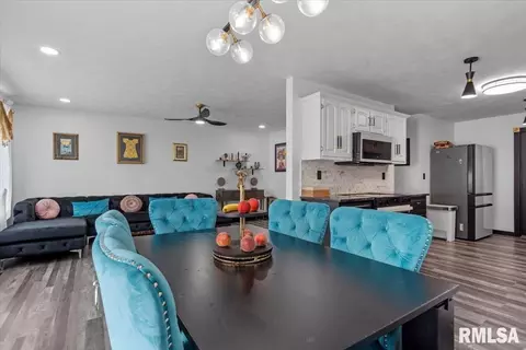 Dining - 1803 Wren Dr, Springfield, IL 62703 photo 5 of 5