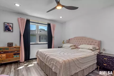 Bedroom - 1803 Wren Dr, Springfield, IL 62703 photo 1 of 3