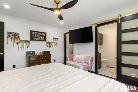 Bedroom - 1803 Wren Dr, Springfield, IL 62703 photo 3 of 3