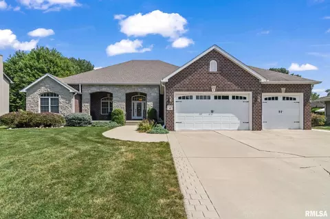 2320 Lillian Dr, Springfield, IL 62704