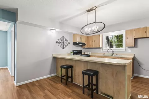 Kitchen - 415 E Spruce St, Chatham, IL 62629 photo 2 of 2