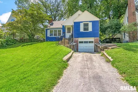 212 Black Ave, Springfield, IL 62702 photo 3
