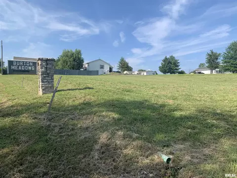 1019 Burton Meadows Rd, Quincy, IL 62305
