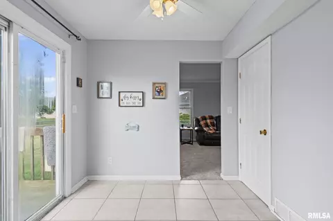 3113 Geneva Ln, Springfield, IL 62707 photo 16