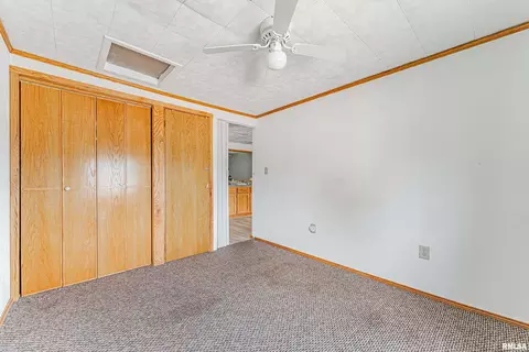 Bedroom - 12450 Sunset Dr, Manito, IL 61546 photo 2 of 2