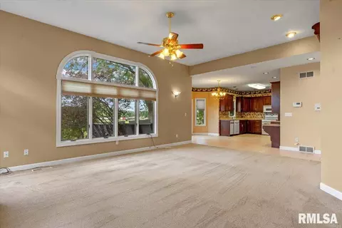 7216 Wentworth Dr, Springfield, IL 62711 photo 12