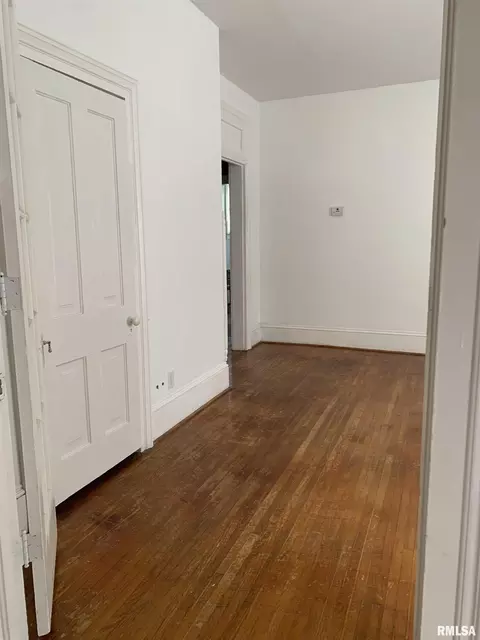 914 N 5th Street St, Springfield, IL 62702 photo 9
