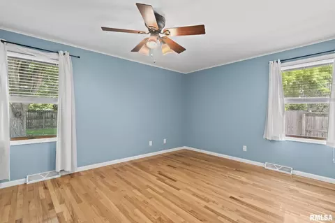 2905 Dunwich Ave, Springfield, IL 62702 photo 12