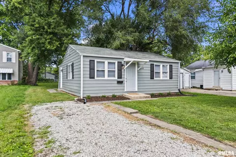 2605 S College St, Springfield, IL 62704