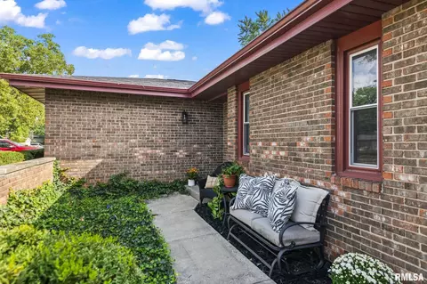 212 Golf Rd, Springfield, IL 62704 photo 3