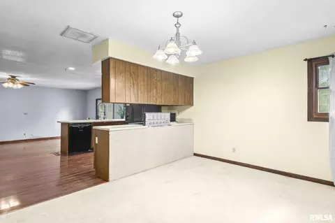 212 Golf Rd, Springfield, IL 62704 photo 14