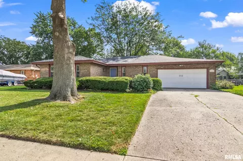 212 Golf Rd, Springfield, IL 62704 photo 2