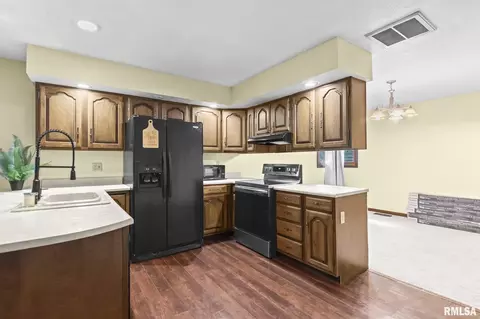 212 Golf Rd, Springfield, IL 62704 photo 16