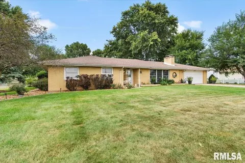 1027 Hoechester Rd, Springfield, IL 62712 photo 2