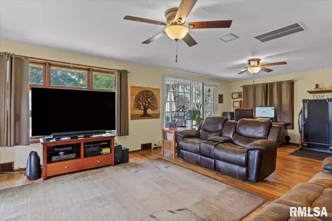 1027 Hoechester Rd, Springfield, IL 62712 photo 24