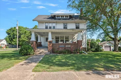 821 W Washington St, Ashland, IL 62612