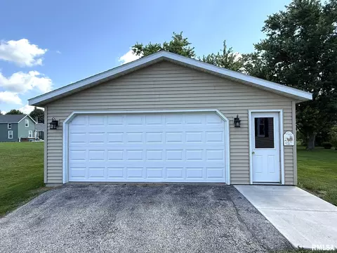 Other - 124 S Joy St, Oneida, IL 61467 photo 3 of 18