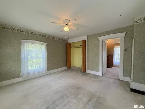 Bedroom - 124 S Joy St, Oneida, IL 61467 photo 5 of 13