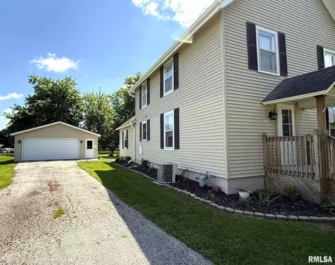 Other - 124 S Joy St, Oneida, IL 61467 photo 2 of 18