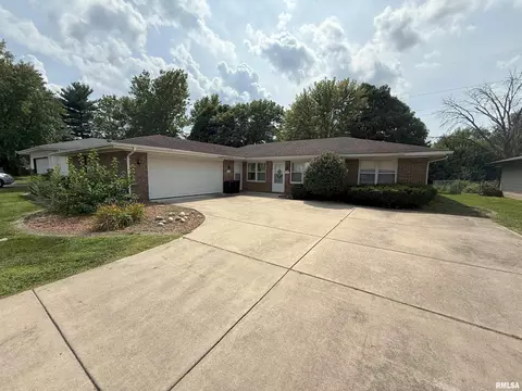 4149 Pickfair Rd, Springfield, IL 62703 photo 2