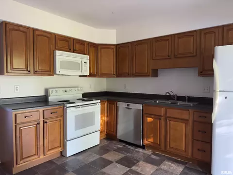 4149 Pickfair Rd, Springfield, IL 62703 photo 5