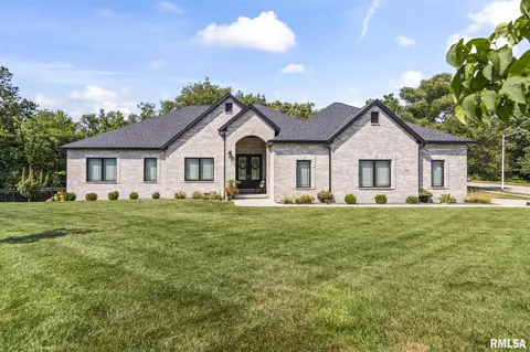 3833 Calla Lily Ln, Springfield, IL 62711