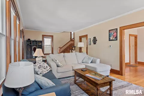 910 S Macarthur Blvd, Springfield, IL 62704 photo 9