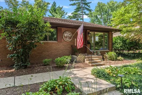 1307 S Park Ave, Springfield, IL 62704