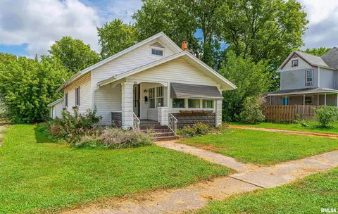 115 S Logan St, Mason City, IL 62664