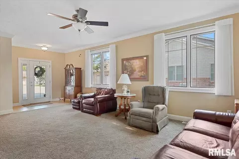 810 Colorado Ct, Springfield, IL 62711 photo 7