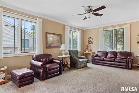 810 Colorado Ct, Springfield, IL 62711 photo 5