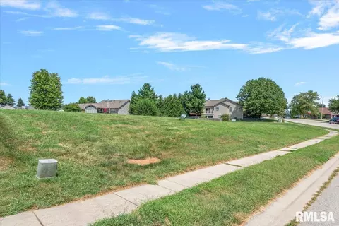 2709 Haverhill Rd, Springfield, IL 62712 photo 8