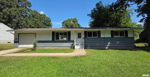 503 W Ann St, Knoxville, IL 61448