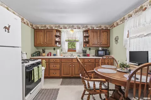 1821 S Pasfield St, Springfield, IL 62704 photo 9