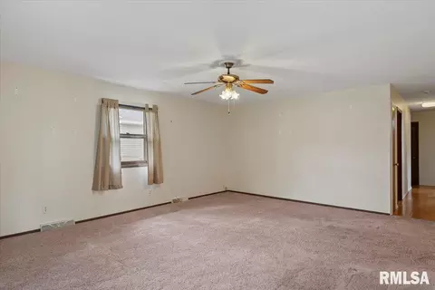 Living - 2708 Delaware Dr, Springfield, IL 62702 photo 4 of 4