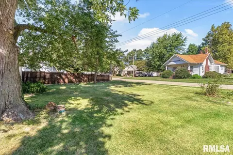Exterior - 314 S Enterprise St, Greenview, IL 62642 photo 7 of 7