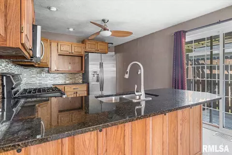 Kitchen - 314 S Enterprise St, Greenview, IL 62642 photo 2 of 3