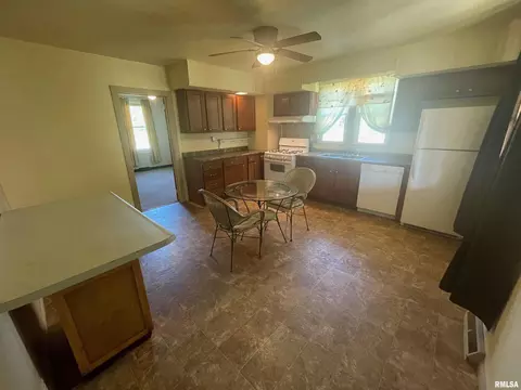 Kitchen - 1022 Sheldon St, Cornland, IL 62519 photo 2 of 2