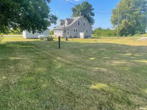 Exterior - 1022 Sheldon St, Cornland, IL 62519 photo 4 of 4