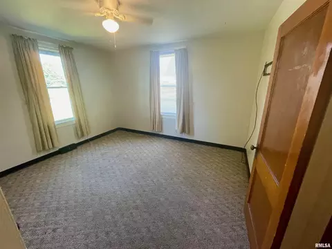 Bedroom - 1022 Sheldon St, Cornland, IL 62519 photo 3 of 5