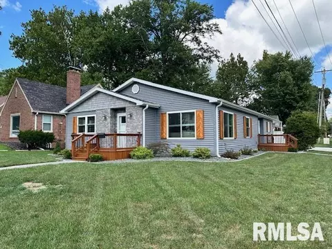 216 E Greenwood Ave, Jacksonville, IL 62650