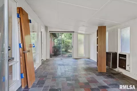 Other - 122 Circle Dr, Springfield, IL 62703 photo 1 of 3