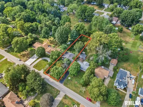 View/Area - 122 Circle Dr, Springfield, IL 62703 photo 1 of 6