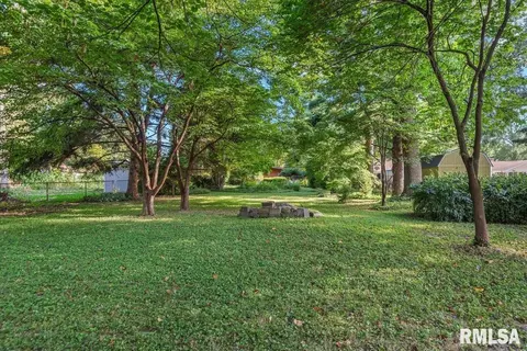 Exterior - 122 Circle Dr, Springfield, IL 62703 photo 13 of 13