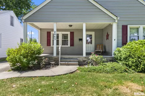 2063 Marland St, Springfield, IL 62702 photo 2