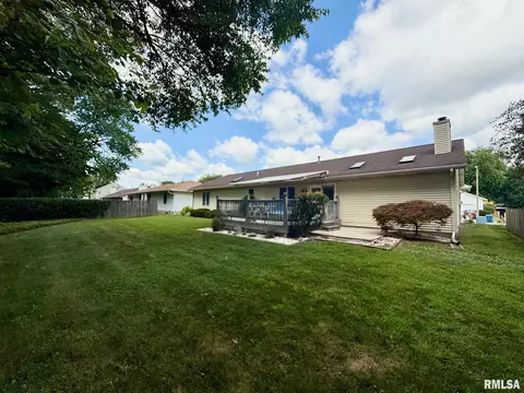2512 Charlack Ave, Springfield, IL 62704 photo 3