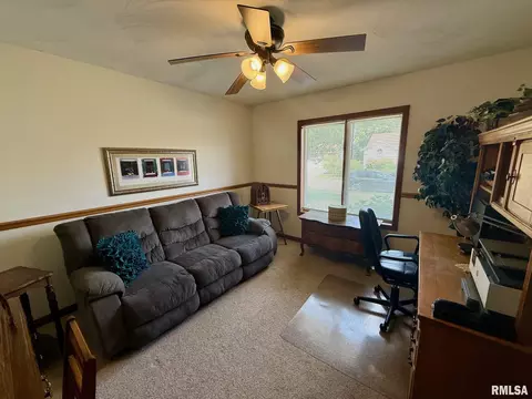 2512 Charlack Ave, Springfield, IL 62704 photo 16