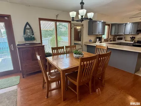 2512 Charlack Ave, Springfield, IL 62704 photo 8