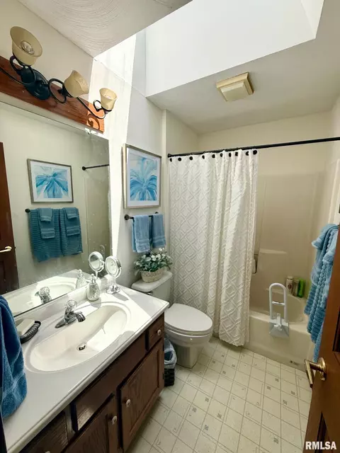 2512 Charlack Ave, Springfield, IL 62704 photo 24