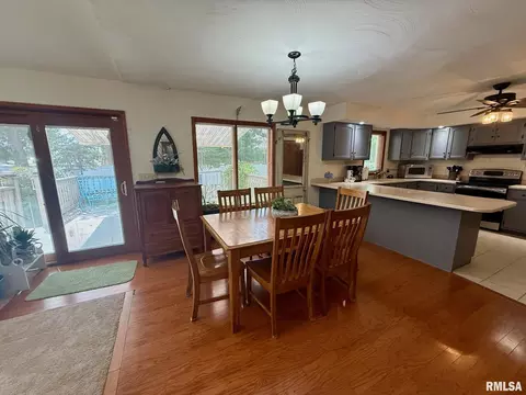 2512 Charlack Ave, Springfield, IL 62704 photo 9